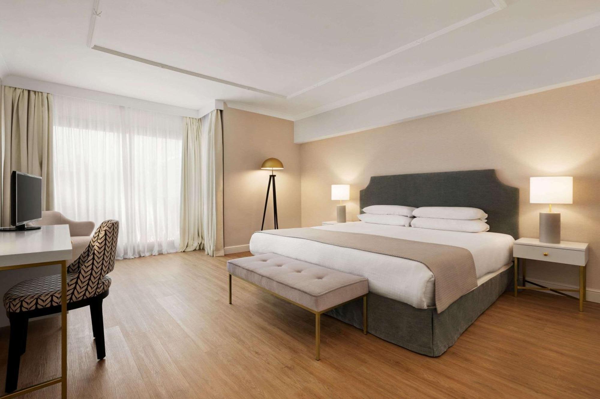 Avenue Louise Trademark Collection By Wyndham 4* Brüssel